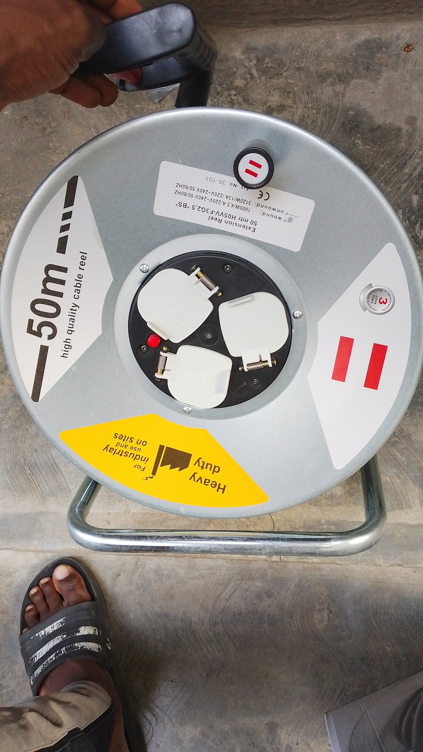Extension cable reel