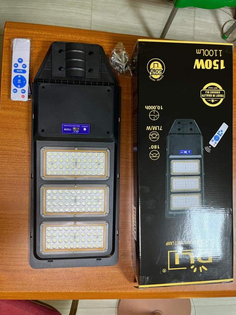 Solar streets light 150 wats