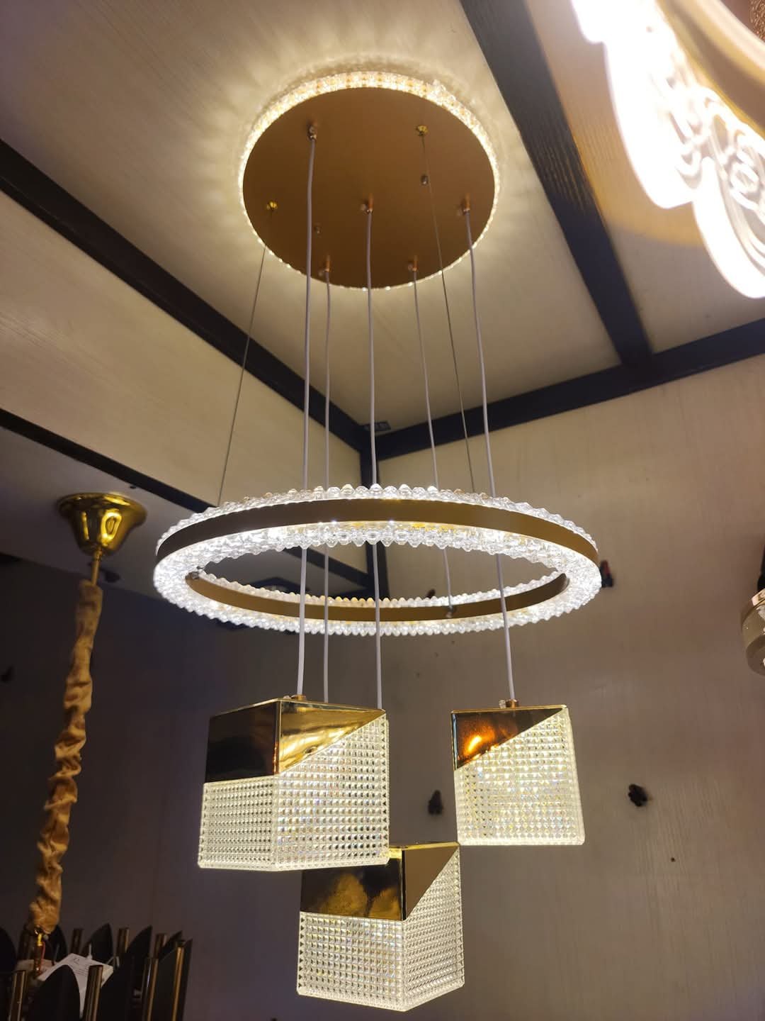 LED Chandler 