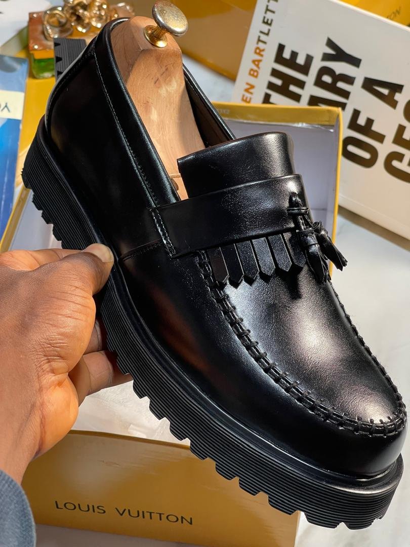 High Quality Men's shoes 