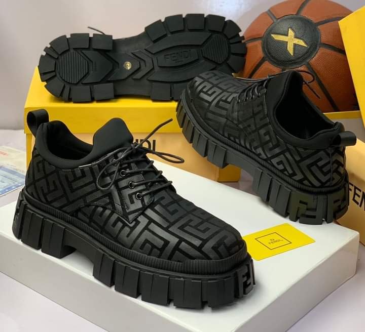 FENDI COPERATE SHOES (40-46)