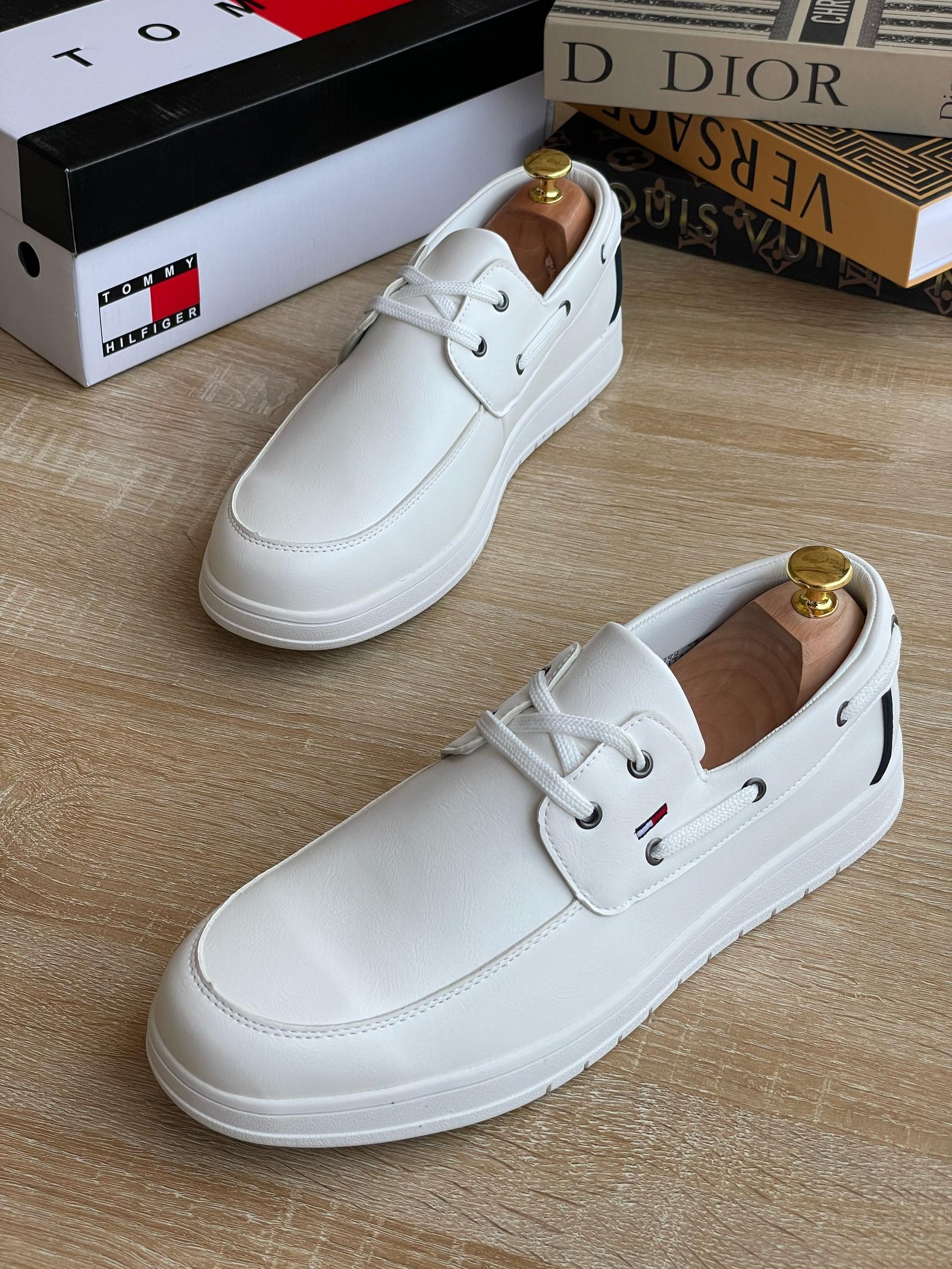 Tommy Hilfiger 