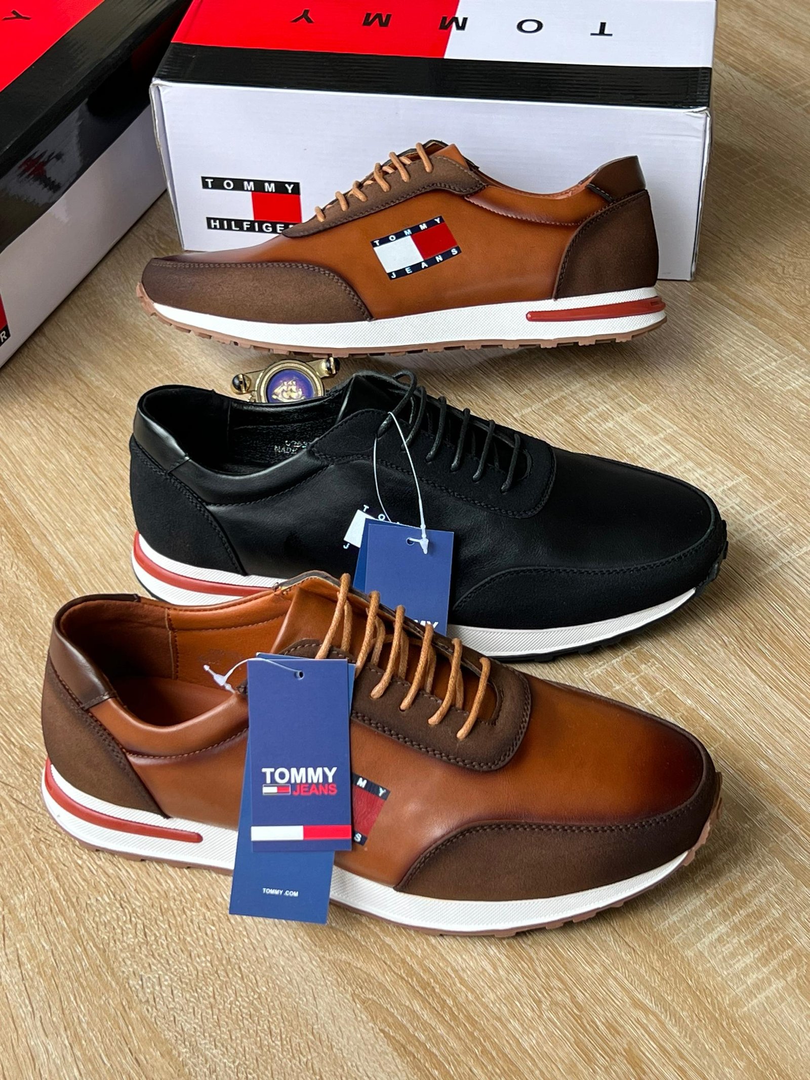 Tommy shoe 
