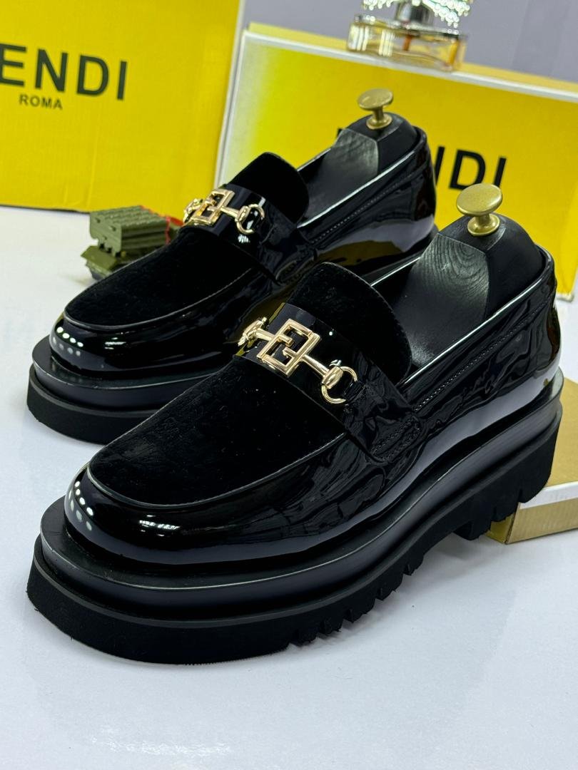 FENDI COPERATE SHOES 