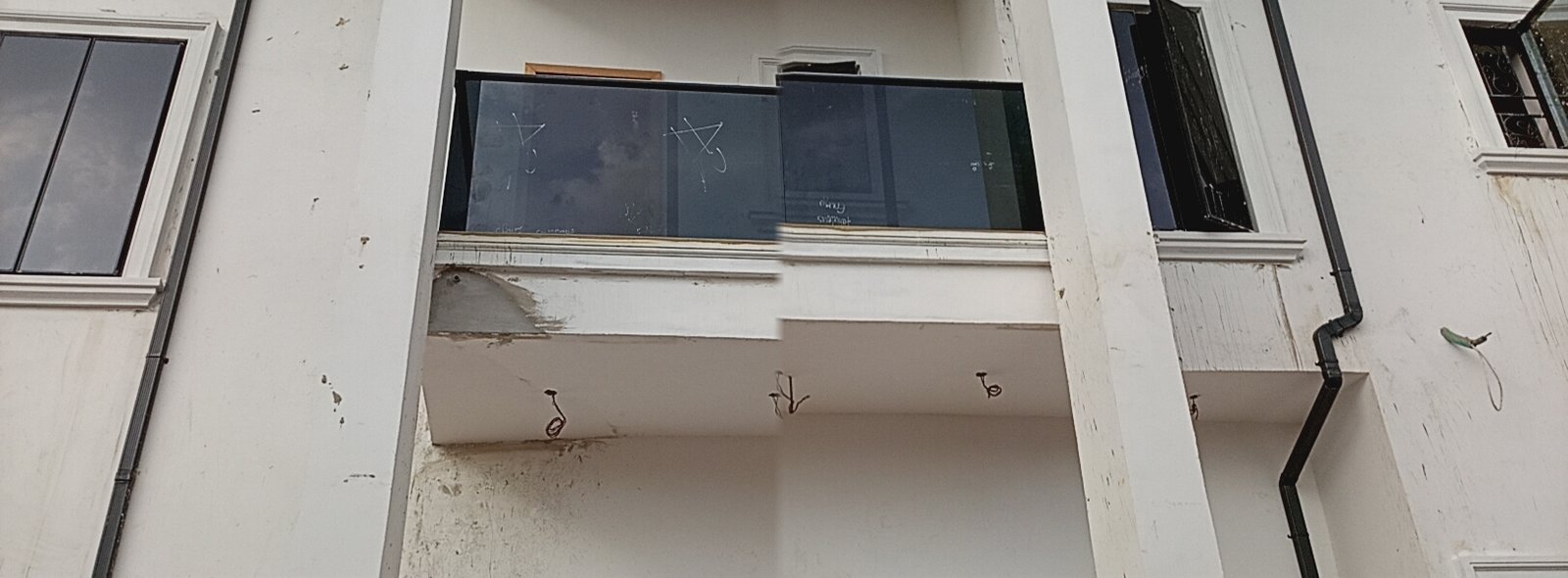 Balcony Handrail 