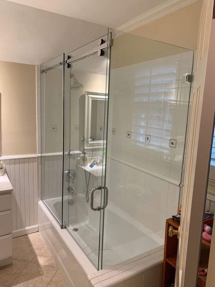 Bathroom Cubicle 