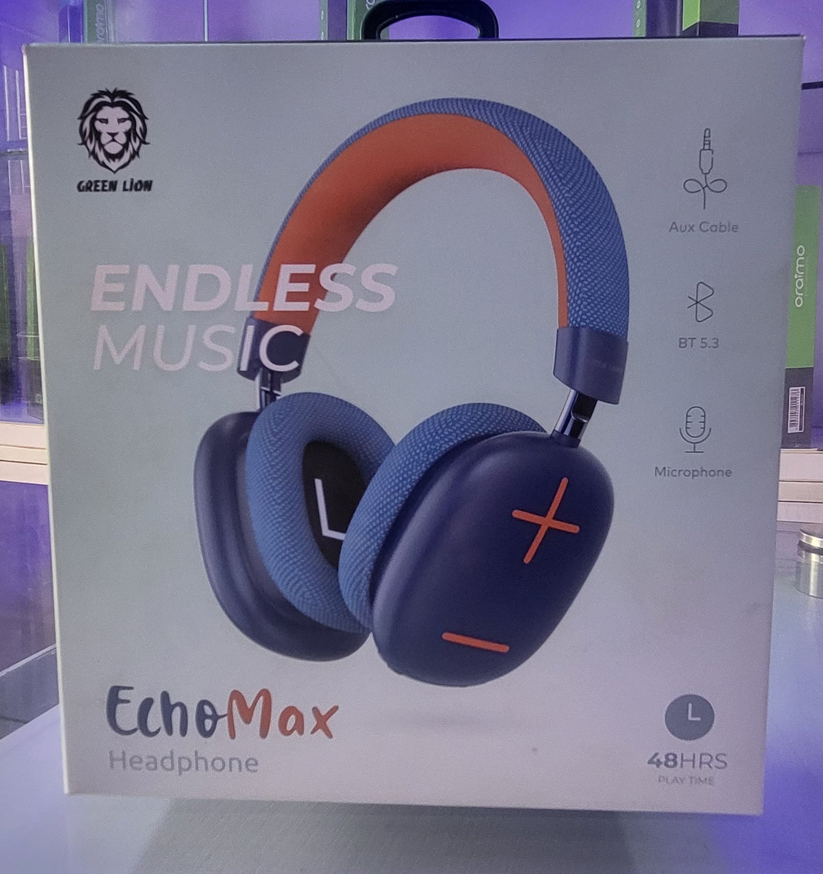 Echo Max headphone 