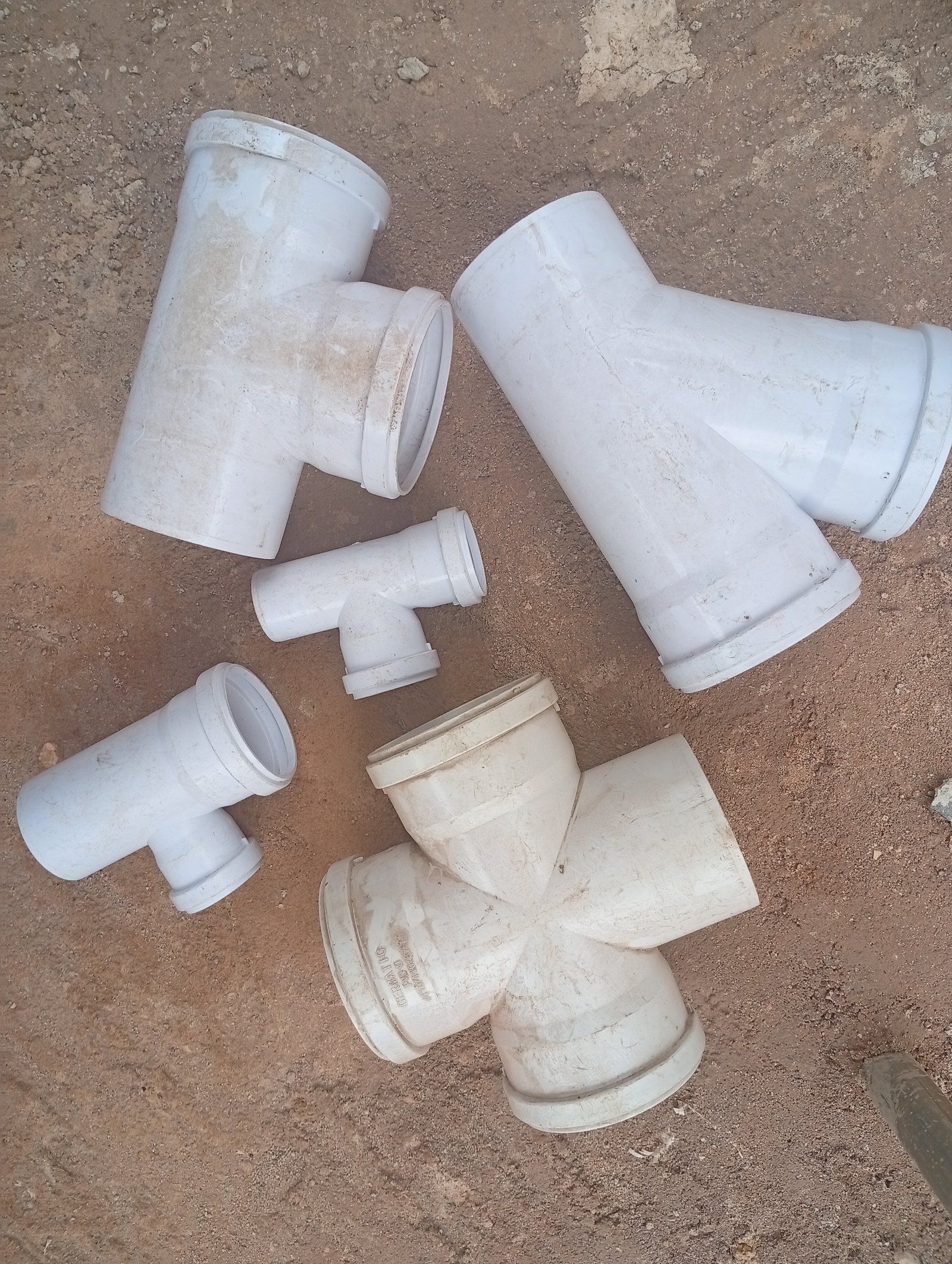 All sizes of plumbing fittings