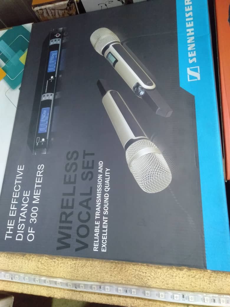 SENNHEISER WIRELESS MICROPHONE