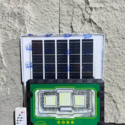 100w slar light separate pane