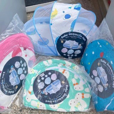 Foreign baby bed 