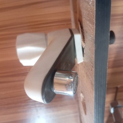 Plastic short neck tap