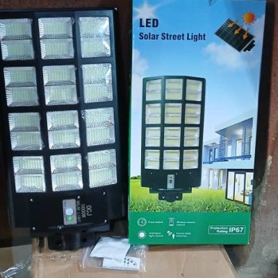 Solar street light 
