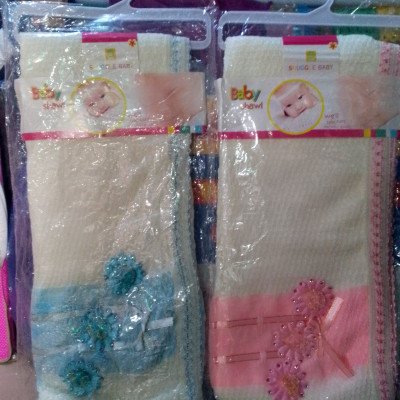 Baby shawl