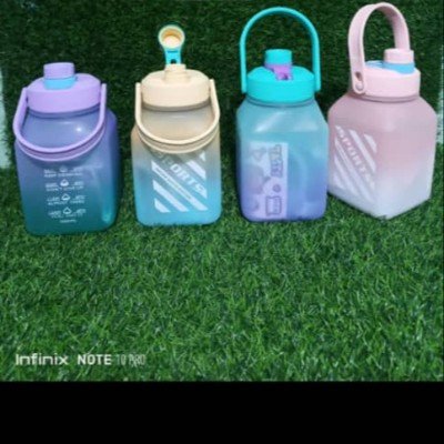 Water bottle 