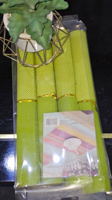 Table mat 